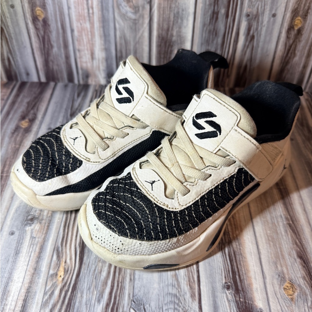 Nike Jordan Luka 1 size 11
